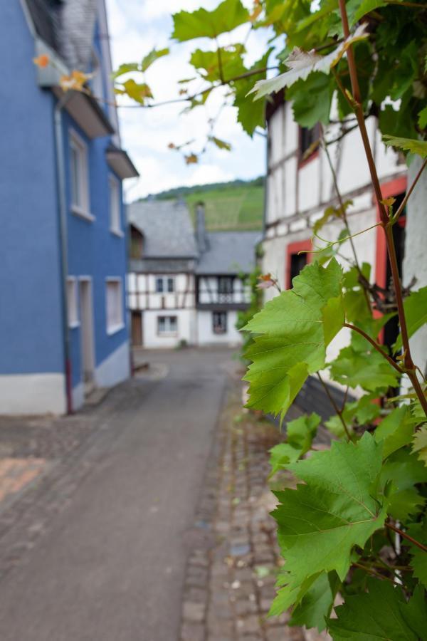 Fachwerkhaeuschen Villa Enkirch Buitenkant foto